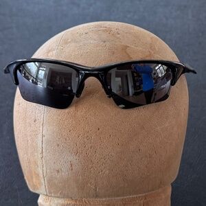 OAKLEY sunglasses